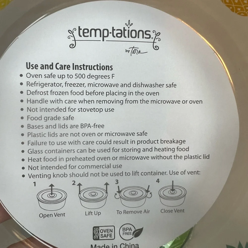 Temptations Oven Safe Glass Bakeware/Storage Container‎ Brand New Green